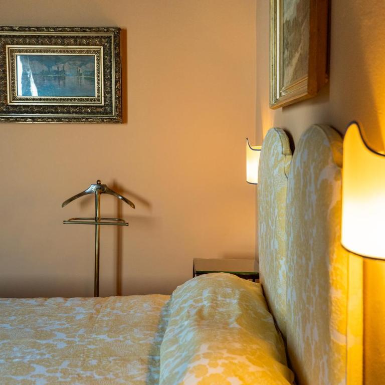 Locanda San Vigilio - Camera Superior Matrimoniale/Doppia con Letti Singoli con Vista Lago - 6