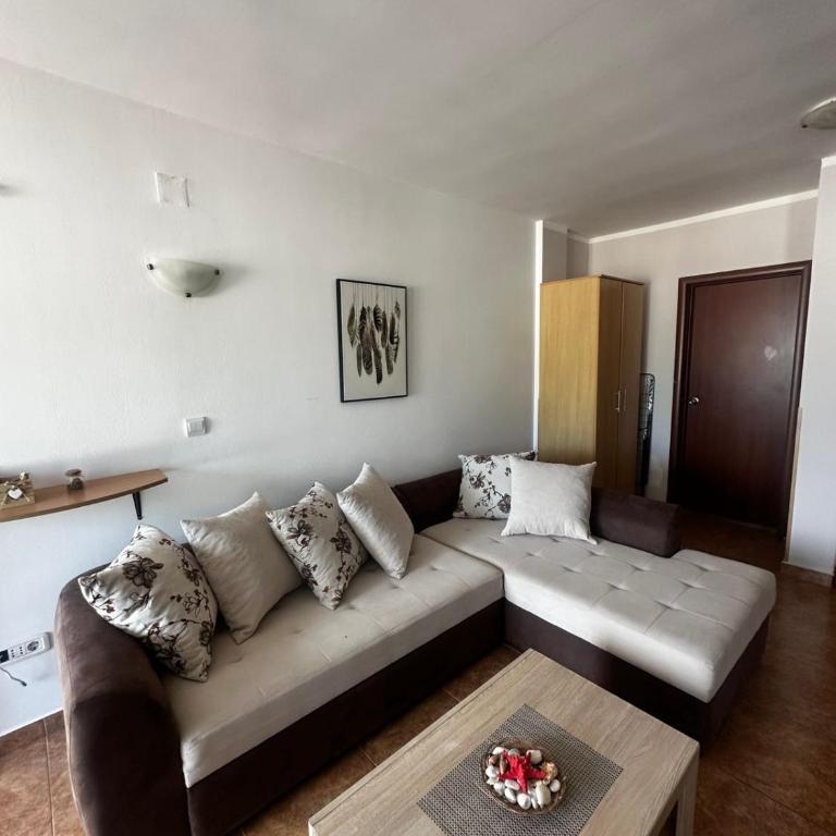 Apartmani Ilic - Apartment with Sea View - 4