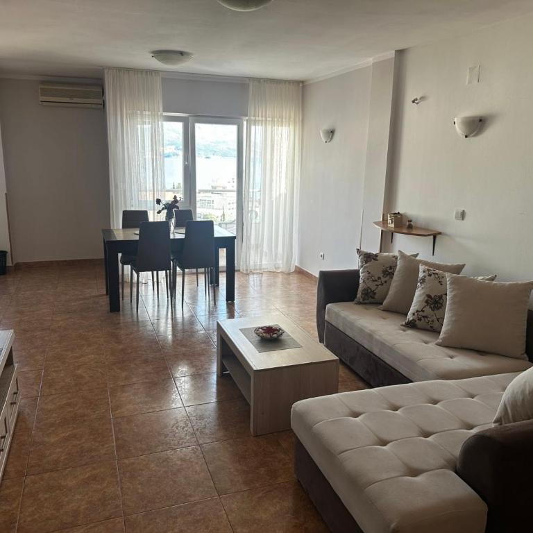 Apartmani Ilic - Apartment with Sea View - 11