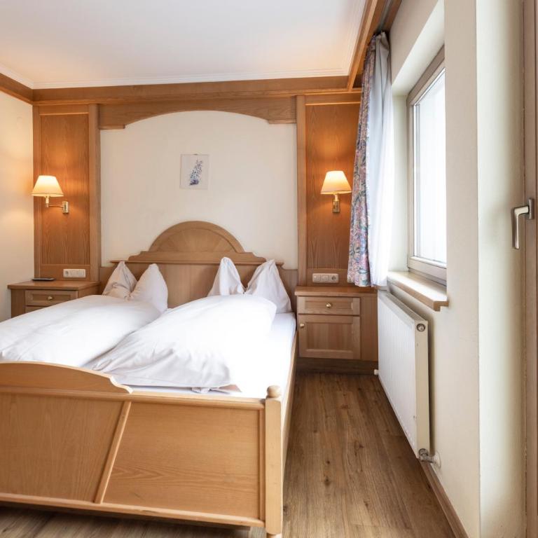 Heart Hotel Nordstern - Doppelzimmer mit Balkon - 1