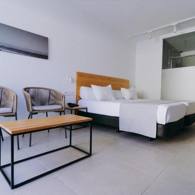 HOTEL ALOVE - Habitación Doble con terraza - 1 o 2 camas - 9