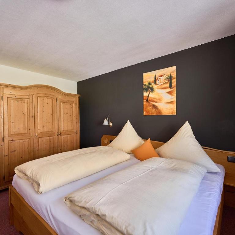 Ferienhof Almfrieden - Apartment mit 1 Schlafzimmer und Dusche - 3