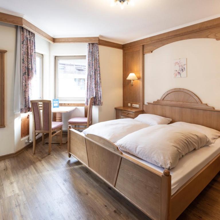Heart Hotel Nordstern - Familienzimmer mit Balkon - 3