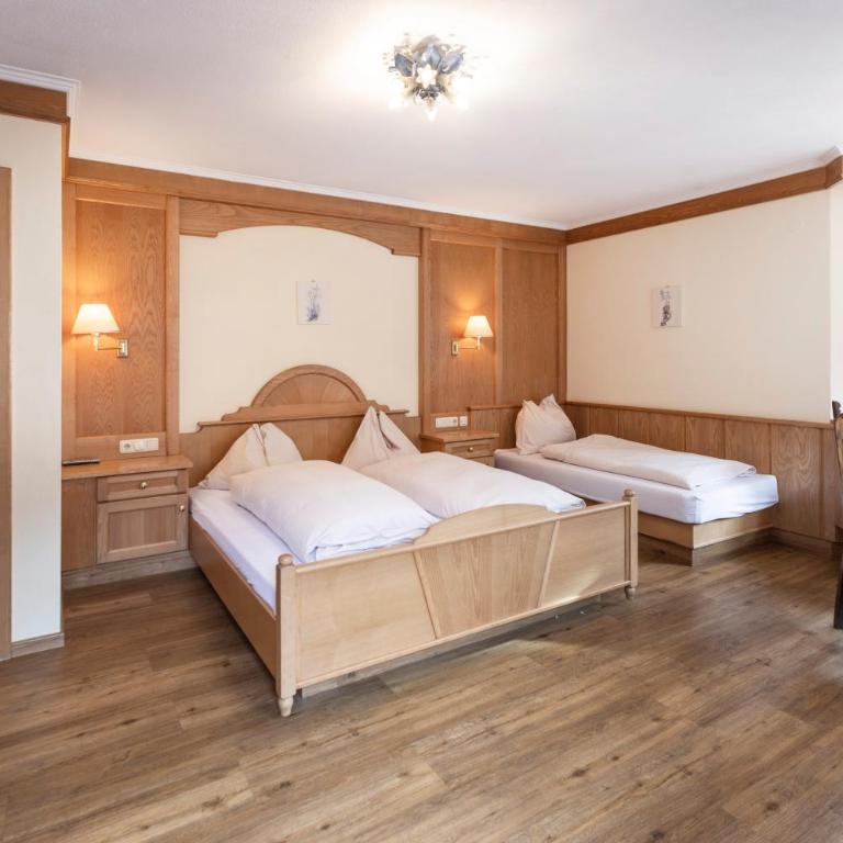 Heart Hotel Nordstern - Familienzimmer mit Balkon - 5