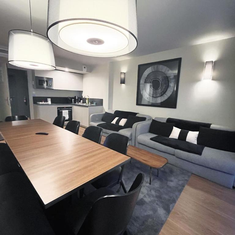 Urban Flat 133 - Ponceau 4 Bedroom Apartment - Apartment - 21