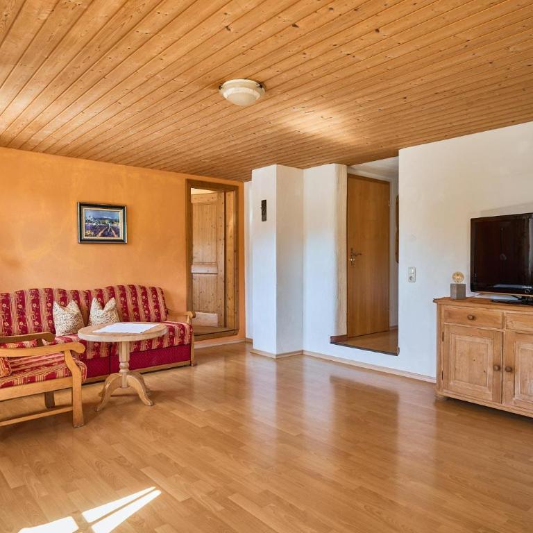 Ferienhof Almfrieden - Apartment mit 2 Schlafzimmern - 3