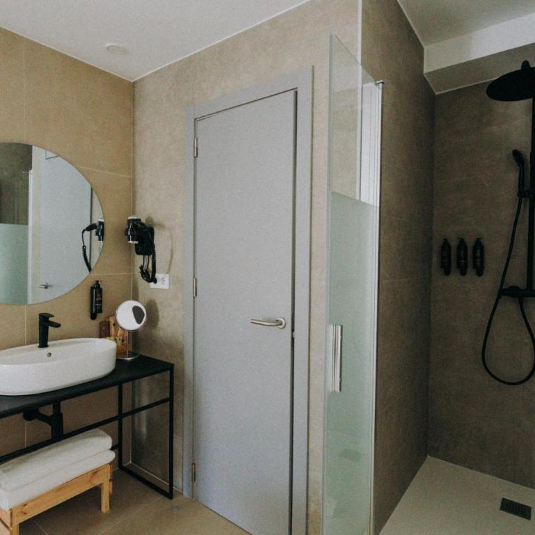 HOTEL ALOVE - Suite con terraza - 17