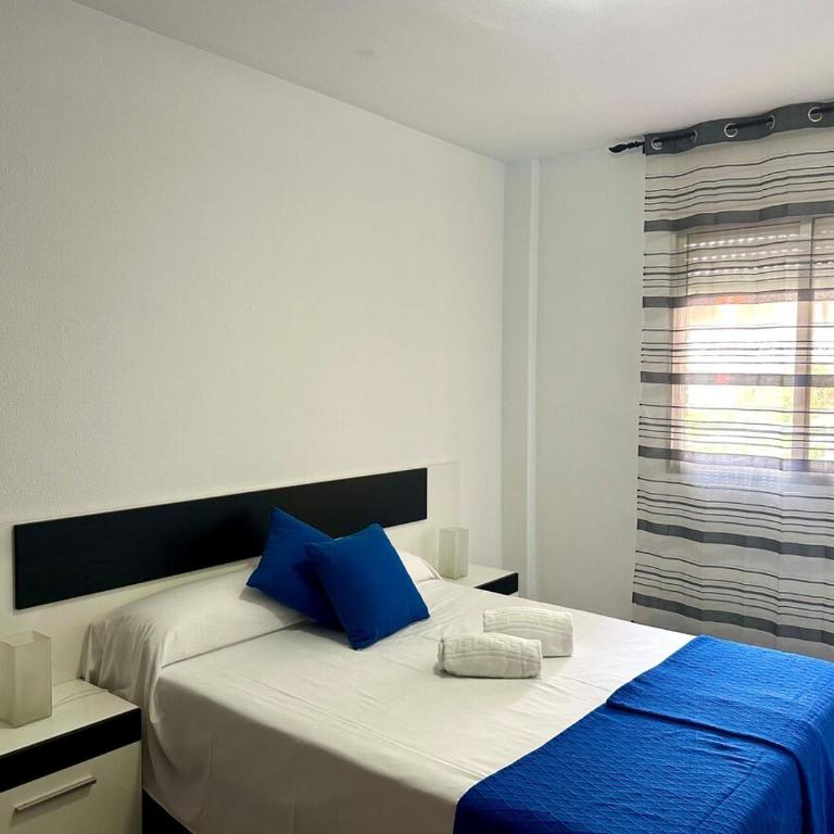 Home Clipper Salou - Two-Bedroom Apartment with Balcony - 12