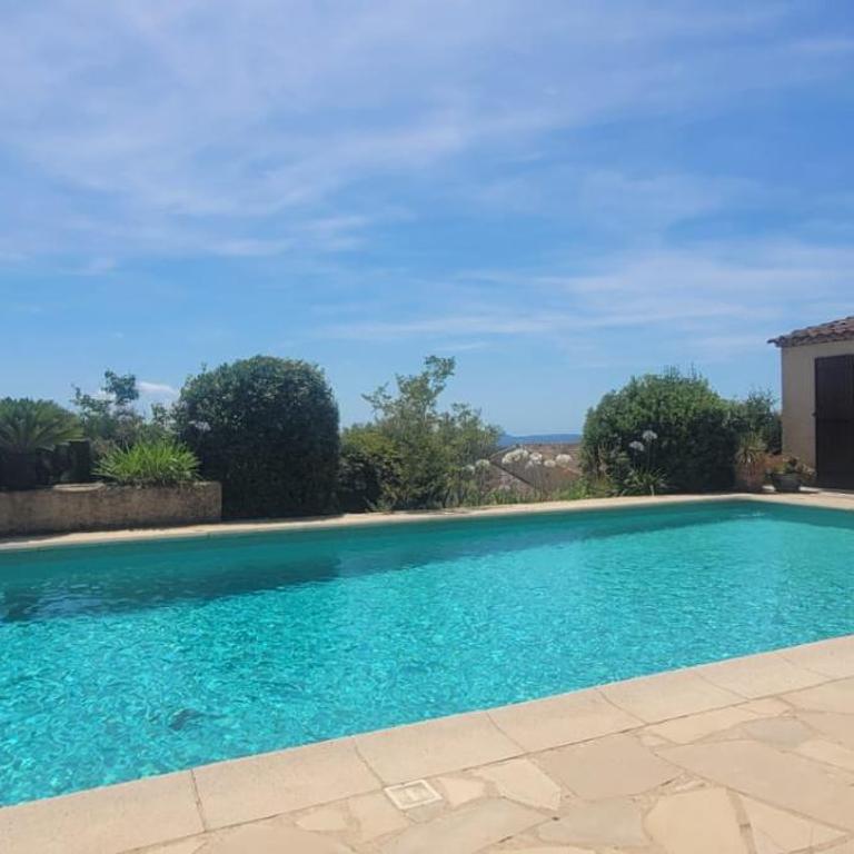 Le Belvedere, family home with pool, panoramic view - Villa avec Piscine Privée - 11