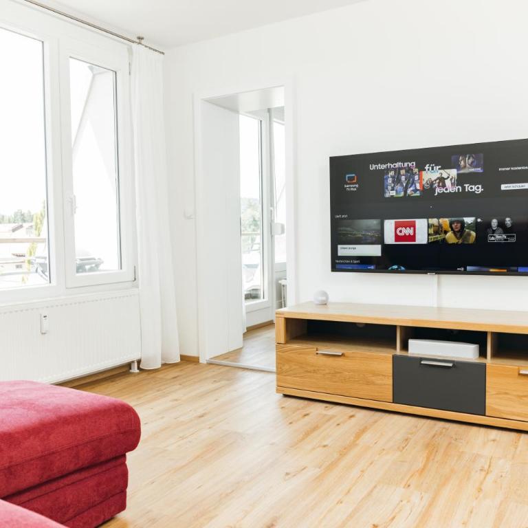 Ferienwohnung Kaiserblick - Pool Sauna Bergsicht - Appartement 1 Chambre avec Balcon et Vue sur les Montagnes - 12