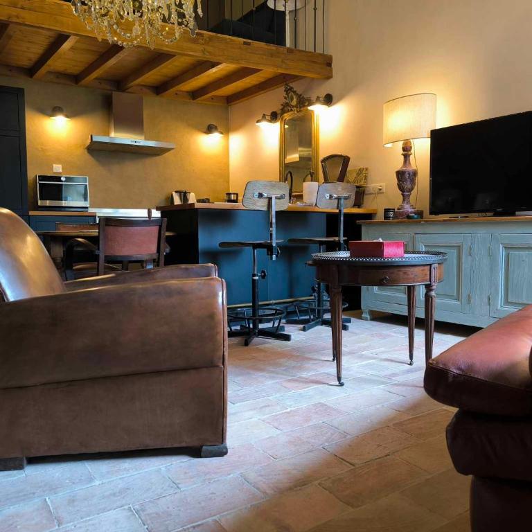 Appartement Superbe 2 personnes Coeur de ville l'Isle sur Sorgue - One-Bedroom Apartment - 3