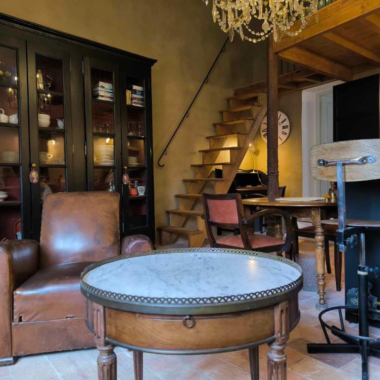 Appartement Superbe 2 personnes Coeur de ville l'Isle sur Sorgue - One-Bedroom Apartment - 5