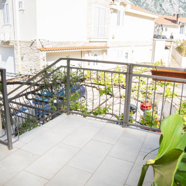 Vasko&Jana Vista Apartment - Three-Bedroom Apartment with Ocean View - 20