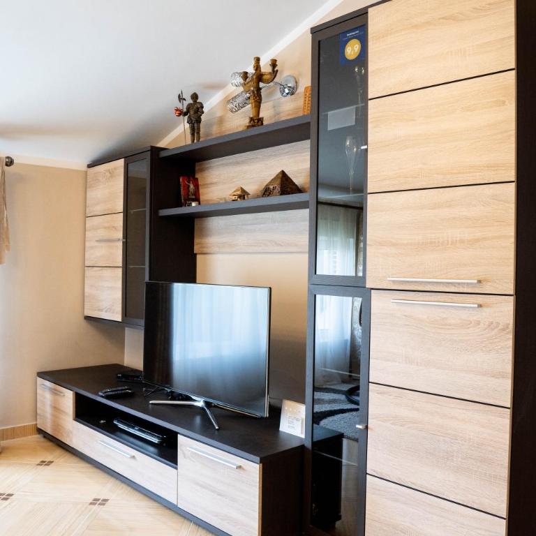 Vasko&Jana Vista Apartment - Three-Bedroom Apartment with Ocean View - 28