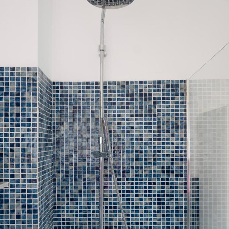 Designer 2 bedroom-AC apartment in the Center of Genoa - Two-Bedroom Family Apartment - 44