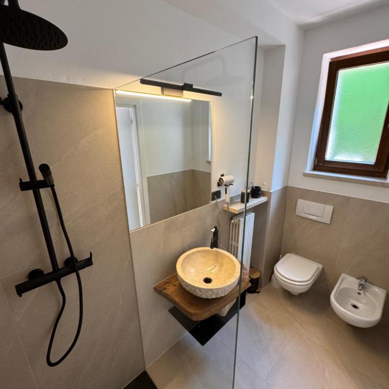 La Dolce Vista - Two-Bedroom Apartment with Lake View - 13
