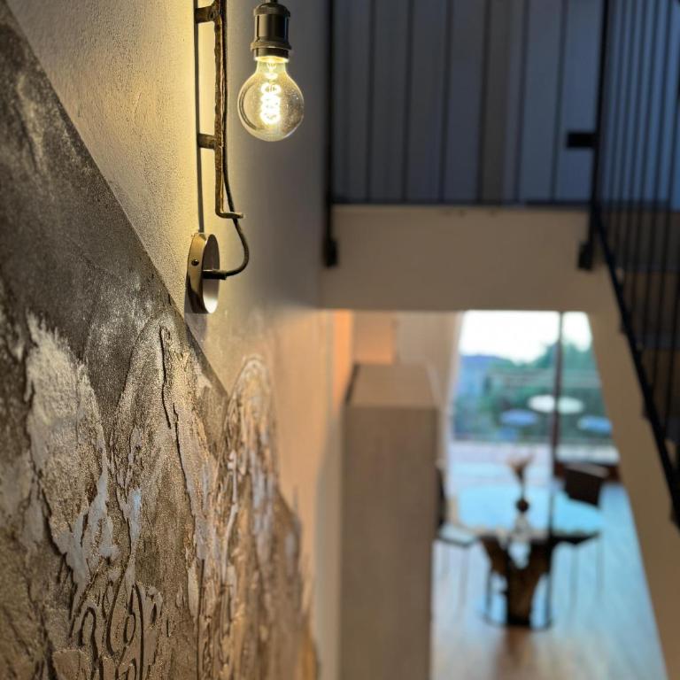 La Dolce Vista - Two-Bedroom Apartment with Lake View - 17