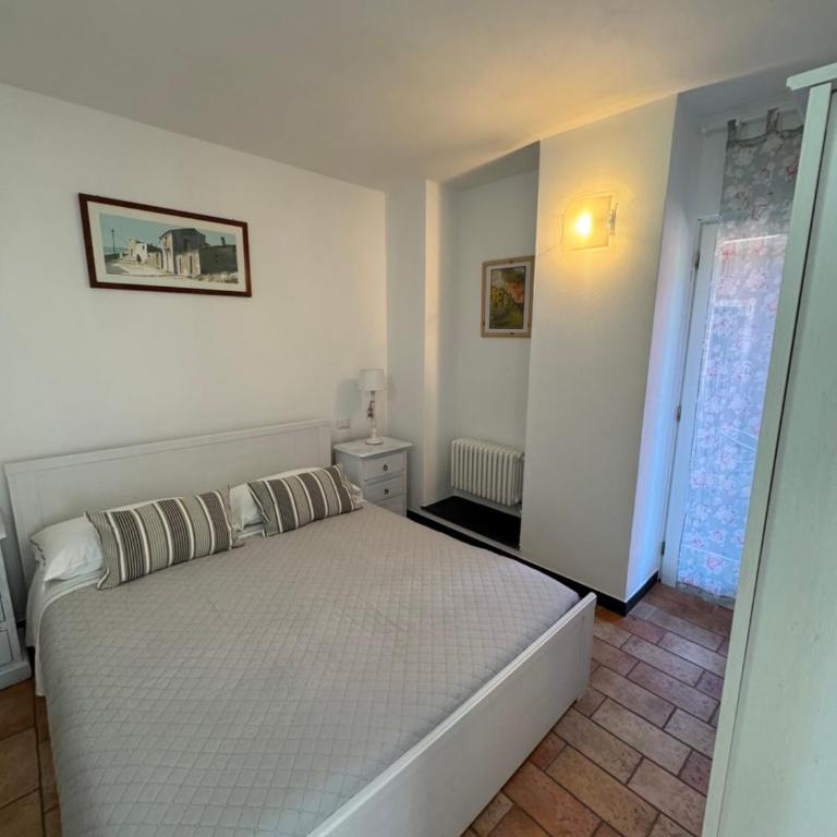 Affittacamere PZ - Camera Familiare con Vista Mare - 13