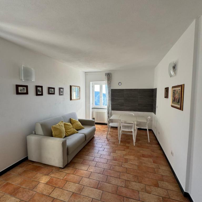 Affittacamere PZ - Camera Familiare con Vista Mare - 12
