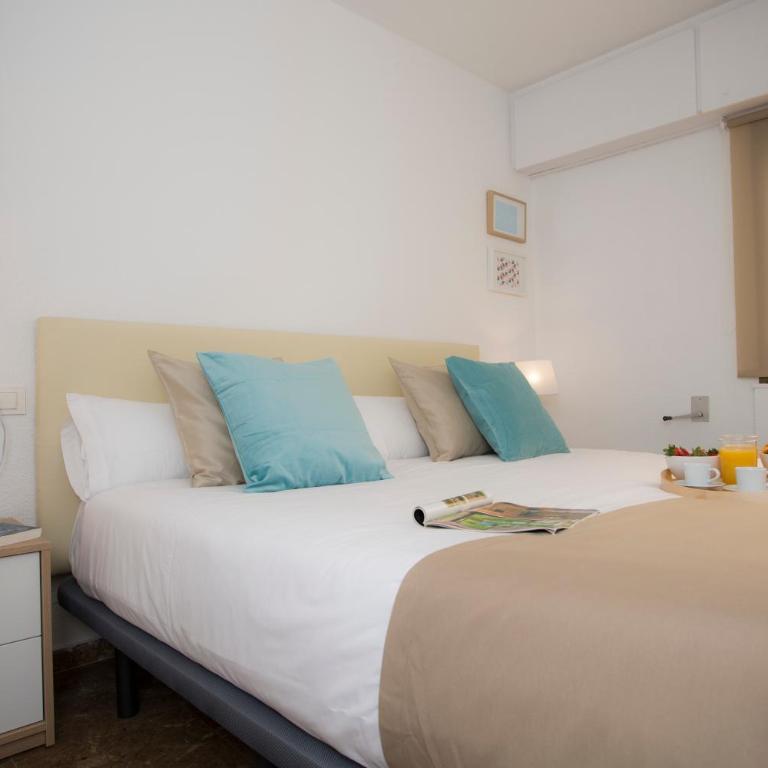 Xativa Terrace II - Two-Bedroom Apartment - 12