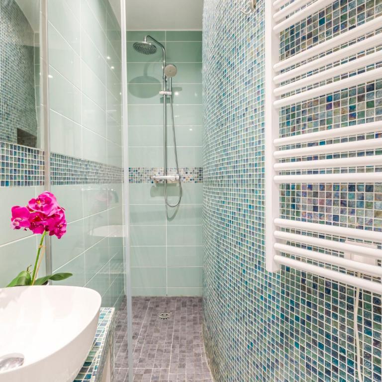 Luxury Suite - Champs Elysées - Mermoz - Appartement 1 Chambre - 24