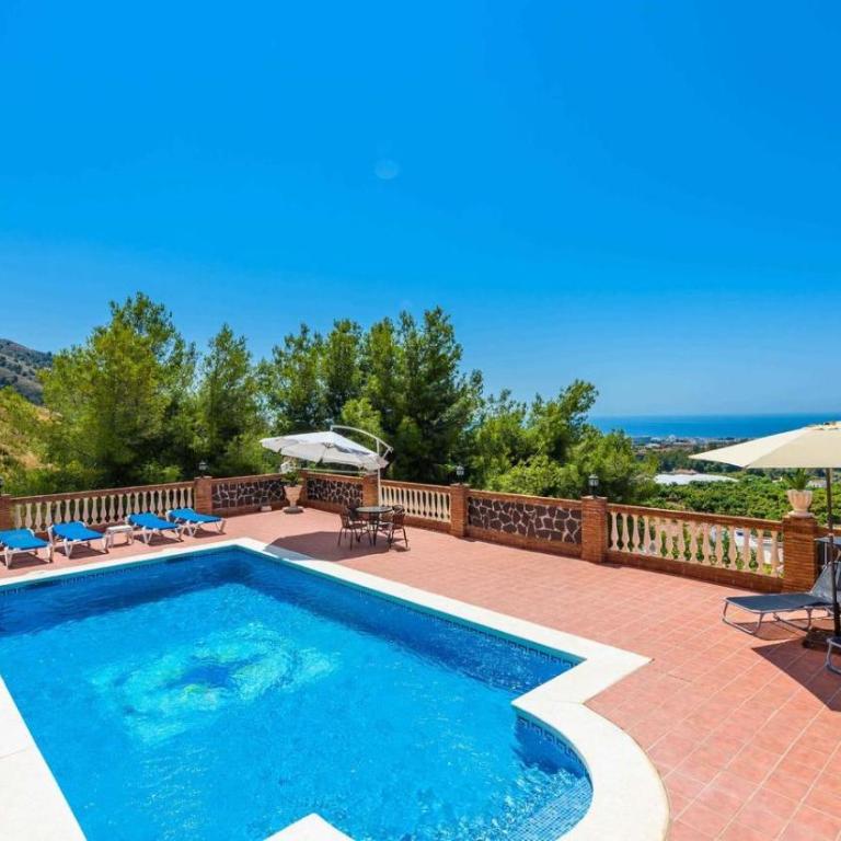 Villa Martin Nerja by Ruralidays - Villa - 2