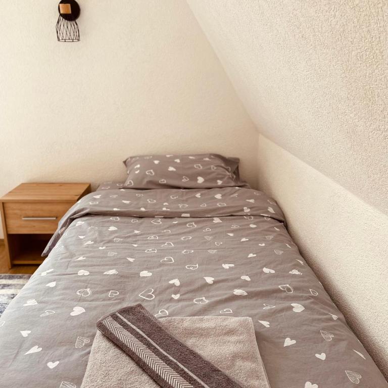 Holiday Home Apartman Aco - Two-Bedroom Apartment with Mountain View - 16