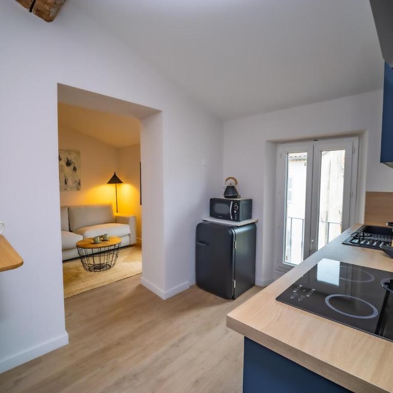 #402 Heart of Vieil Antibes - Place Nationale-High-End Newly Renovated & Furnished Appartment - Appartement 1 Chambre - 8