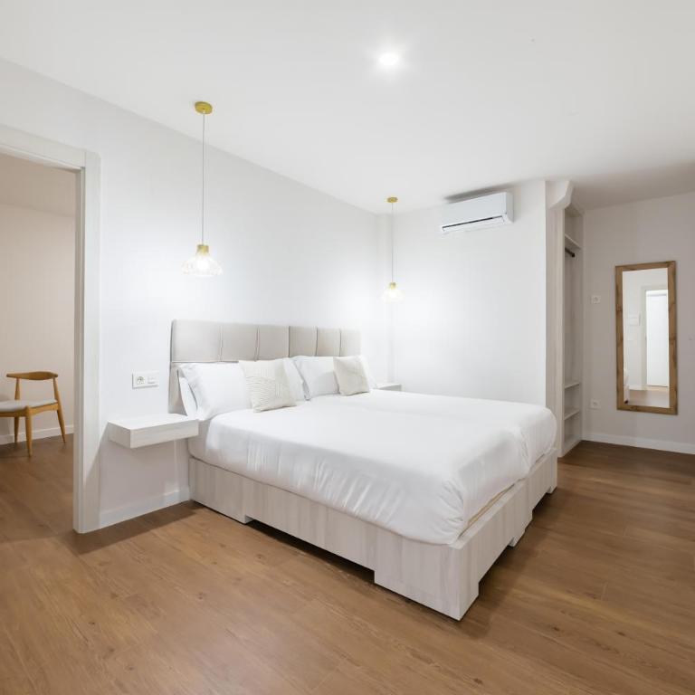 Hotel Casa Jazmin by Blossom Hotels - Superior Family Room - 3