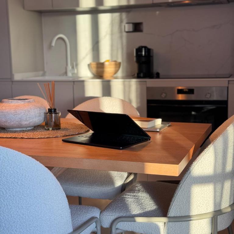 SunsetHome Marbella modern 2 beds apartament with sea view - Apartamento de 2 dormitorios con balcón y vistas al mar - 10