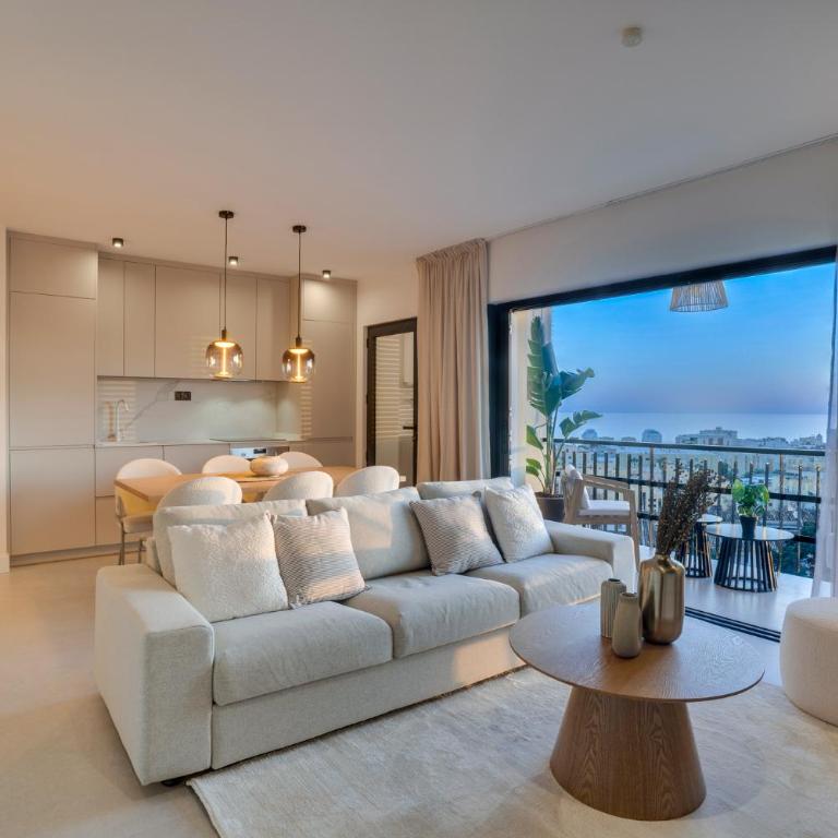 SunsetHome Marbella modern 2 beds apartament with sea view - Apartamento de 2 dormitorios con balcón y vistas al mar - 1