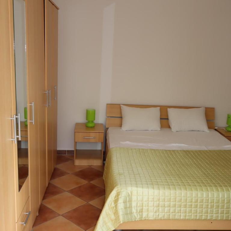 Apartmani MULIC Sutomore - Porodični Apartman s 1 Spavaćom Sobom - 10
