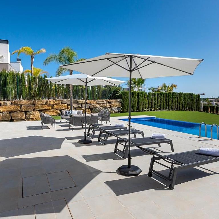 VACATION MARBELLA I Villa De La Resina, Infinity Pool, 24-7 Security, Rooftop Solarium, BBQ, Golf Community, Africa Views - Villa - 14