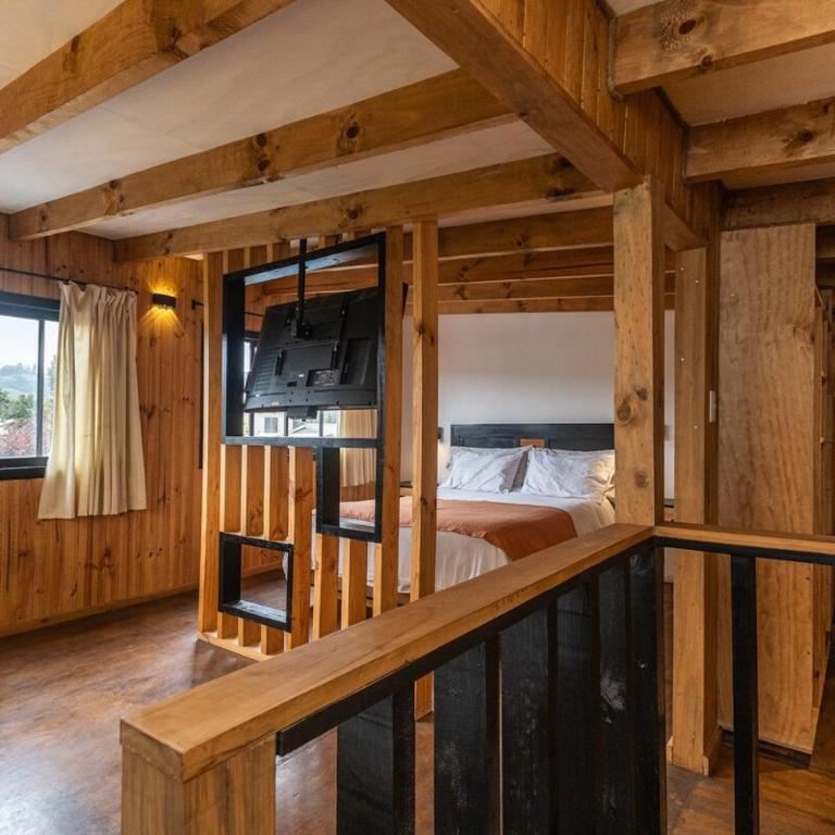 Vintage House Buchupureo - Three-Bedroom House - 2