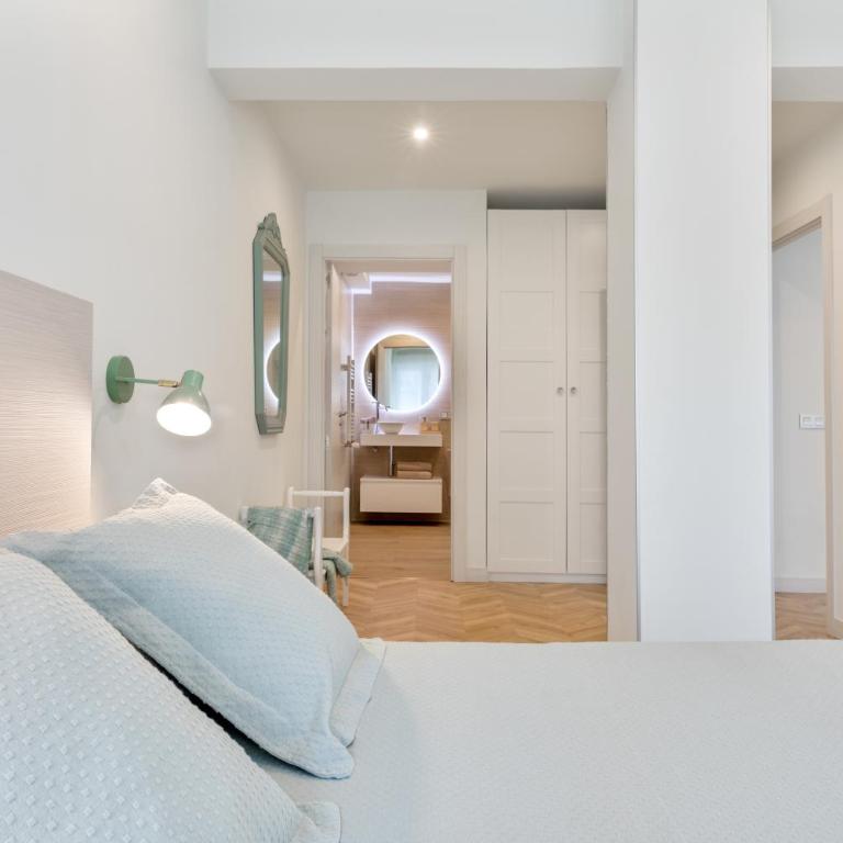 Acogedor Apto a 9 min de playa " Carbayu" - Apartamento - 3