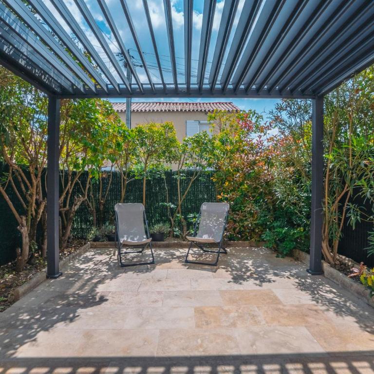 Maison entière à 300m du centre - Three-Bedroom House - 31