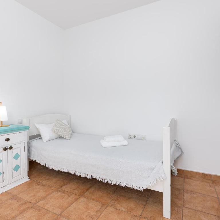 Home2Book Isla Bonita Dream Escape in Corralejo - Three-Bedroom House - 24