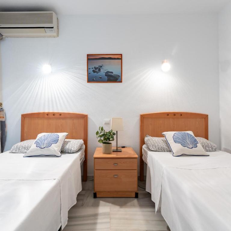 MalagaSuite Amatista Marbella - Apartamento de 2 dormitorios con vistas a la piscina - 18