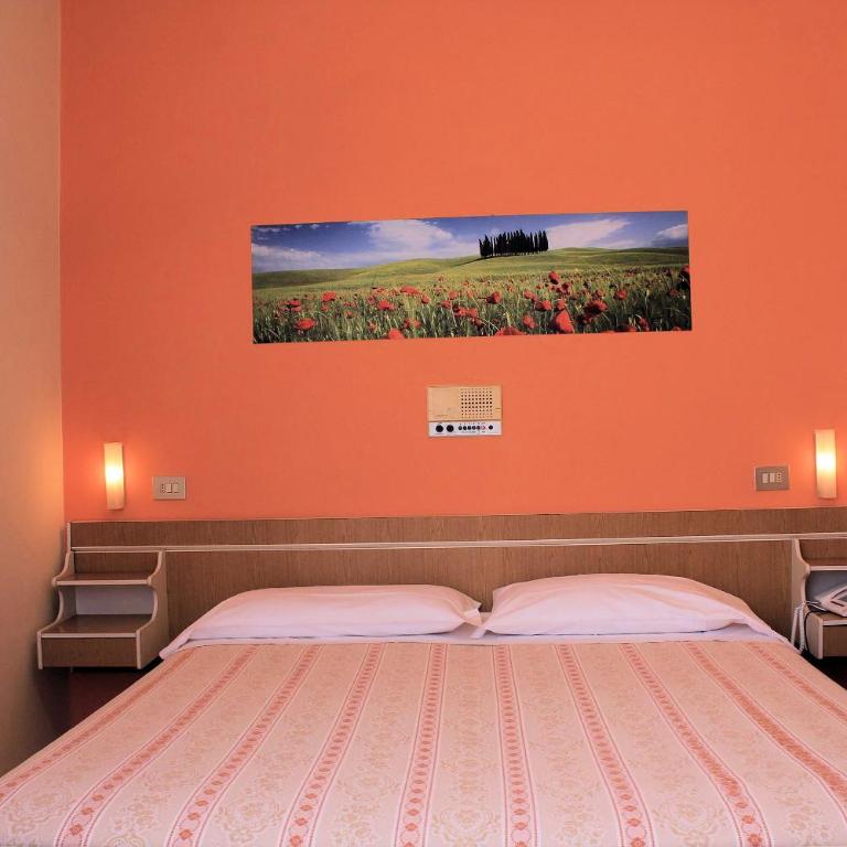 Hotel Saturno - Camera Matrimoniale - 16