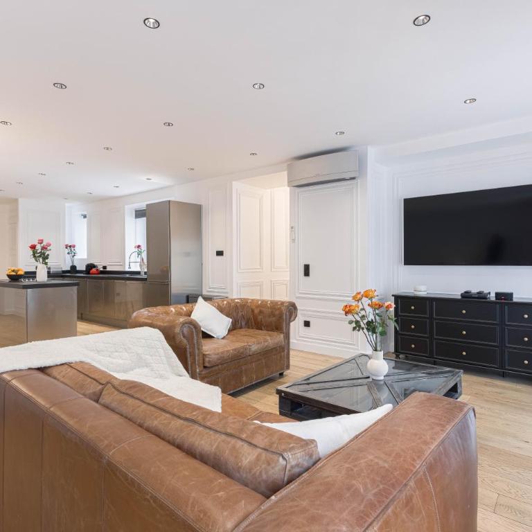Gatsby Chic & Elegance & Billiards & Fitness & Luxury - Apartment - 3