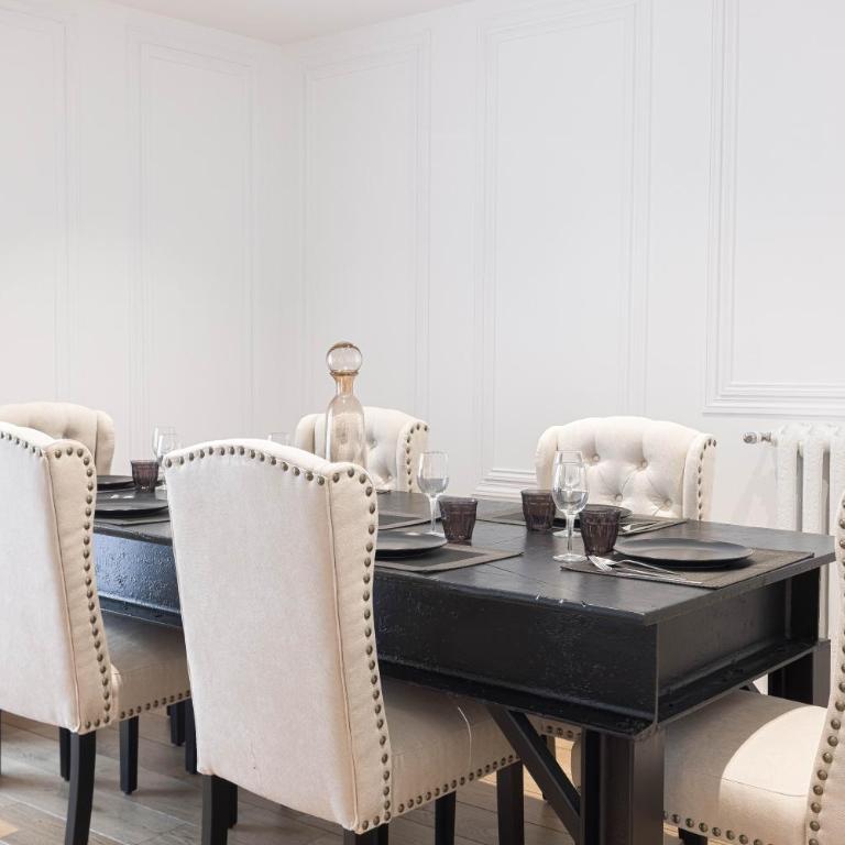 Gatsby Chic & Elegance & Billiards & Fitness & Luxury - Apartment - 57