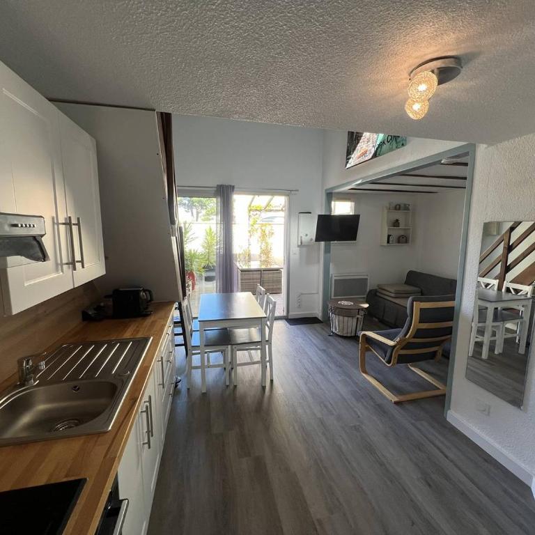 DELPHEAPOLIS Joli T2 mezzanine climatisé Richelieu Cap d'Agde - Appartamento con Terrazza - 4