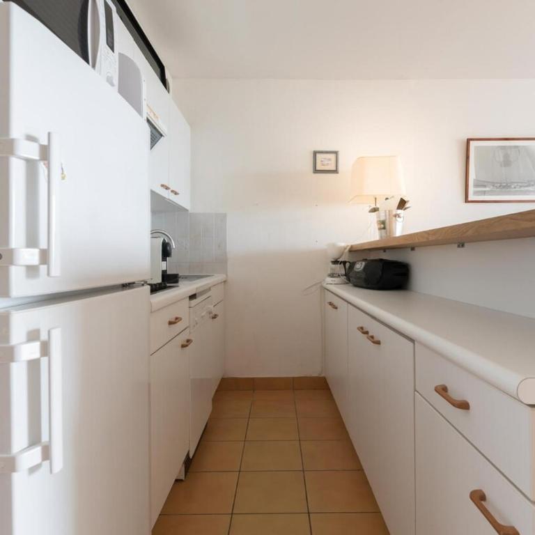 L'Athéna By Tranquil at Home - Two-Bedroom Apartment - 5