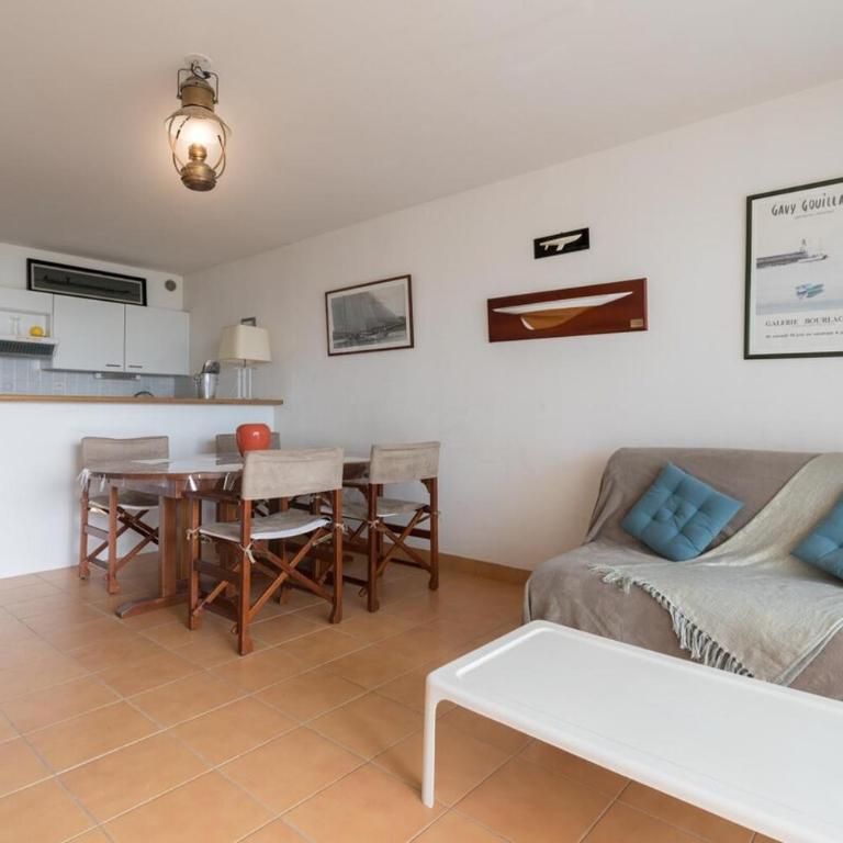 L'Athéna By Tranquil at Home - Two-Bedroom Apartment - 4
