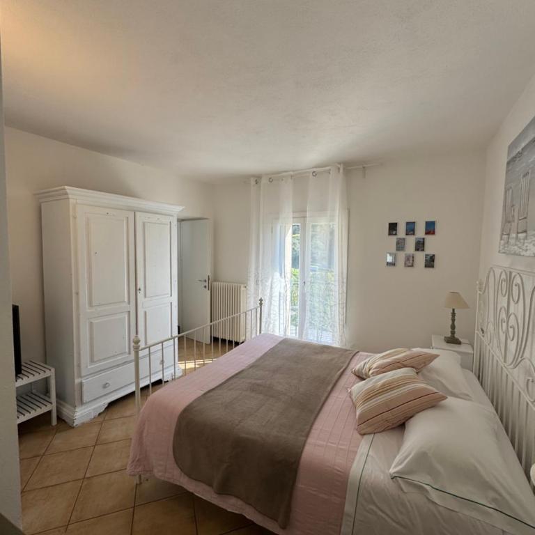 Affittacamere PZ - Camera Matrimoniale con Balcone - 4