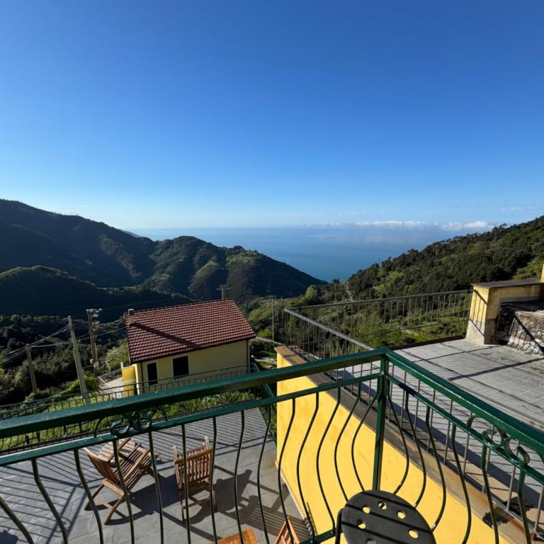 Affittacamere PZ - Camera Matrimoniale con Balcone e Vista Mare - 7