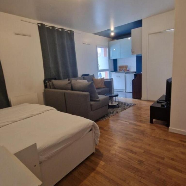 Appartement entier Saint-Denis, stade France - One-Bedroom Apartment - 1