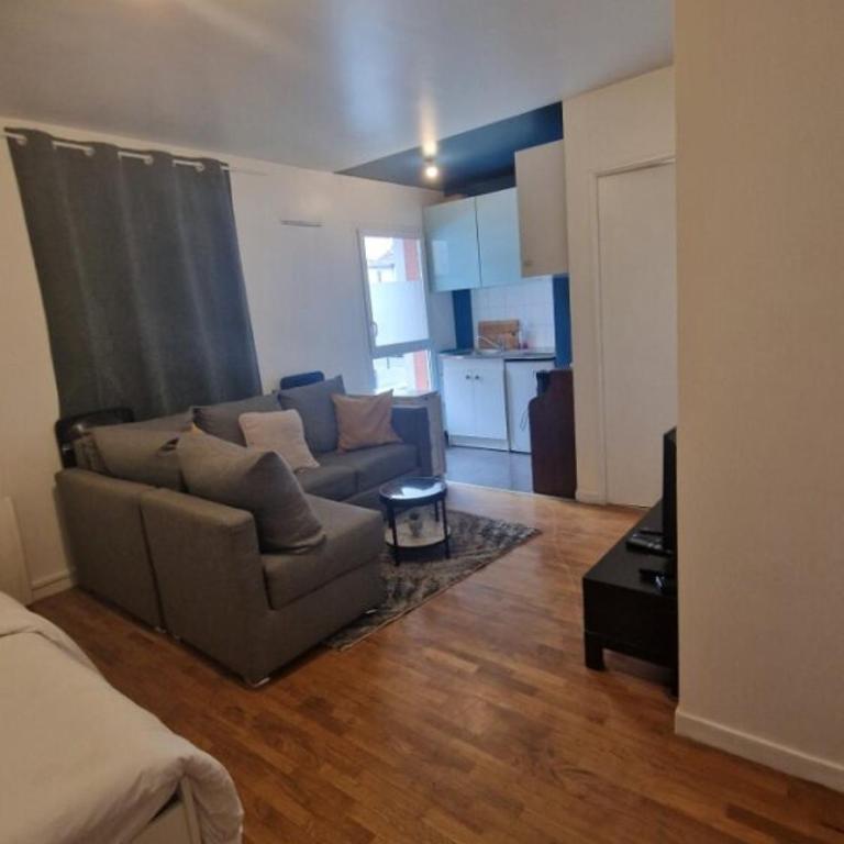Appartement entier Saint-Denis, stade France - One-Bedroom Apartment - 8