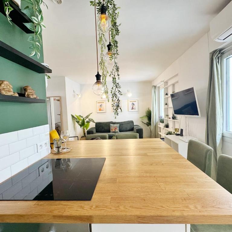 RF107 - Moderne 3P Nice Port Place du Pin - Appartement 2 Chambres - 16