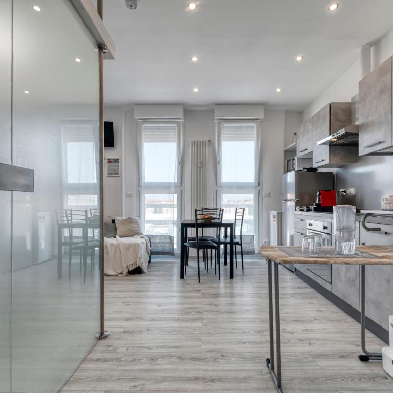 Front Station Apartment by DiffeRent - Studio - 2